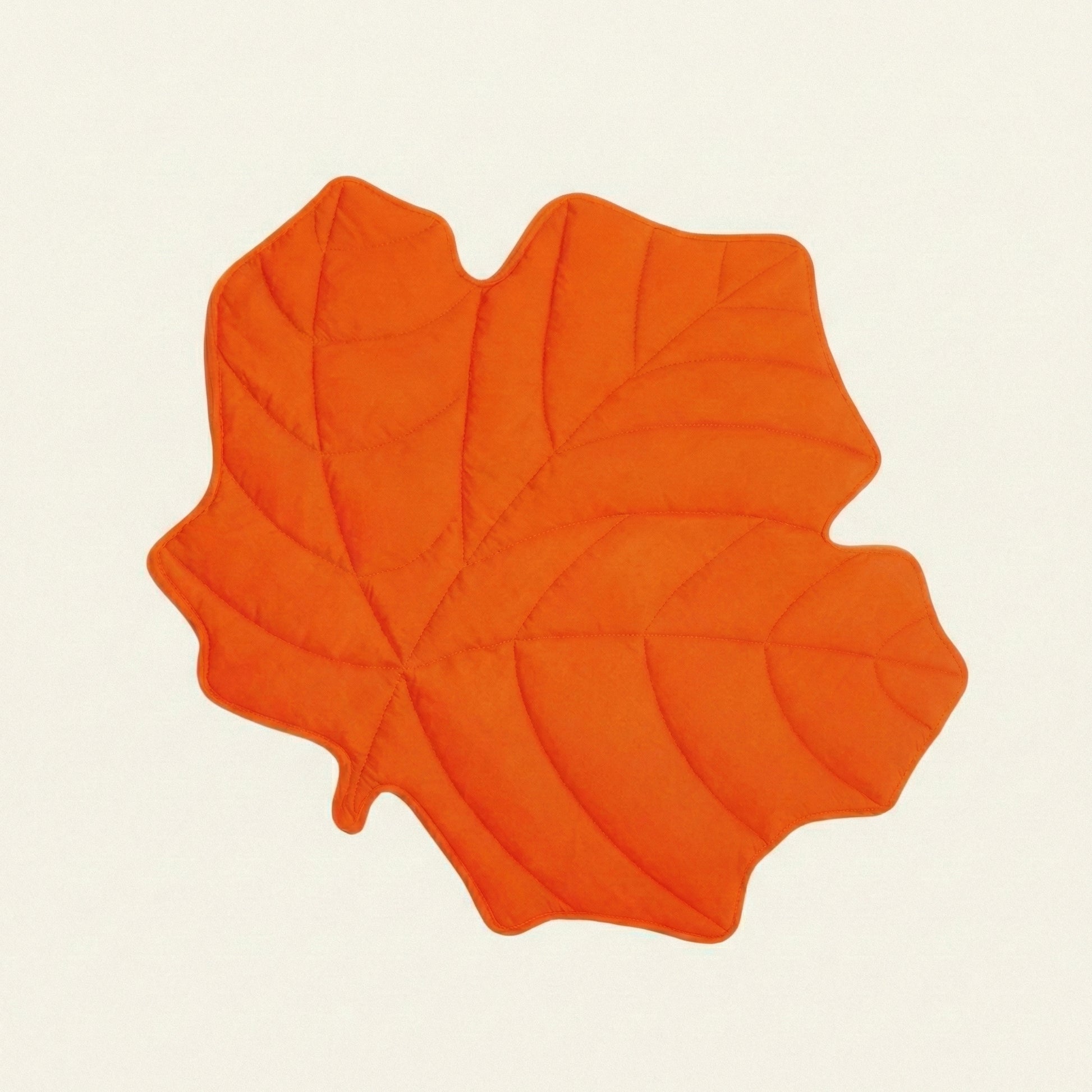 Cozy Leaf Shape Dog Blanket Mat with Soft Fabric ? Stylish Comfort for Pets 9