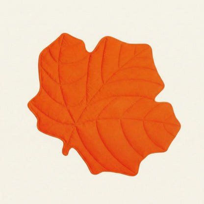 Cozy Leaf Shape Dog Blanket Mat with Soft Fabric ? Stylish Comfort for Pets 9
